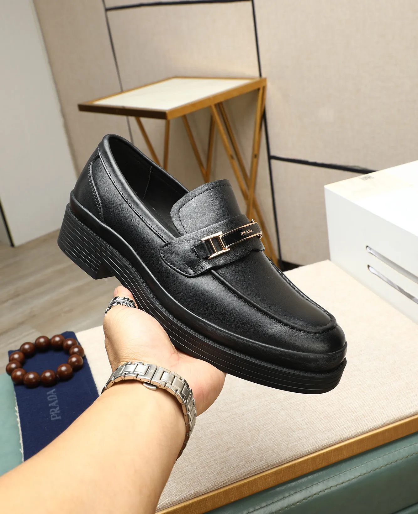 Men's men's shoes 💰540 (water-dyed cow leather) 📛📛PRADA high-end counter's latest formal business leather shoes 👔original and highest quality! Imported from Italy 🇮🇹 first-layer calfskin fabric ➕ cowhide lining Original outsole Formal size: 38➖44 (45 customized)